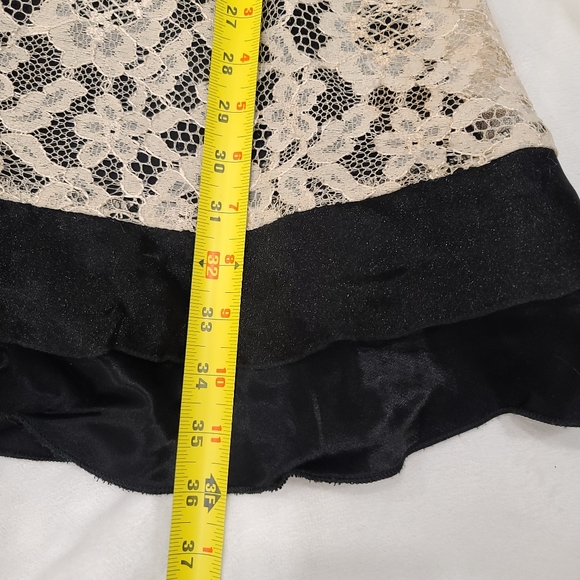 Black strapless dress with cream lace overlay - Picture 7 of 7